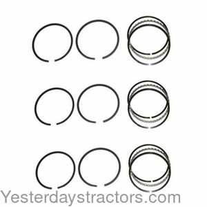 John Deere 2040 Piston Ring Set - Standard - 3 Cylinder 129027
