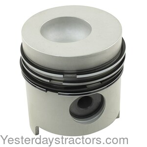 Ford 7700 Piston With Rings D6NN6108AA